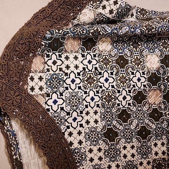 Chico Lace Dolman Top knit Grape Leaf  sz2 (lg) - Picture 4 of 5